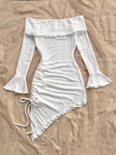 Imagen 2 del producto Primavera y novedad de verano, vestido calado de manga larga de cuerno puro con pliegues irregulares, vestido envuelto en las nalgas para mostrar la longitud de la pierna