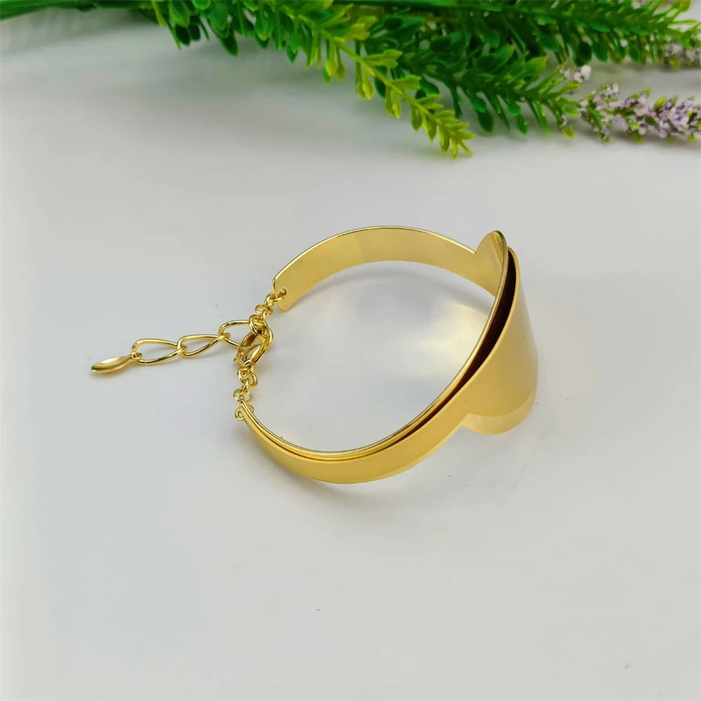 إيما-سوار نسائي ، منتجات وصلت حديثًا