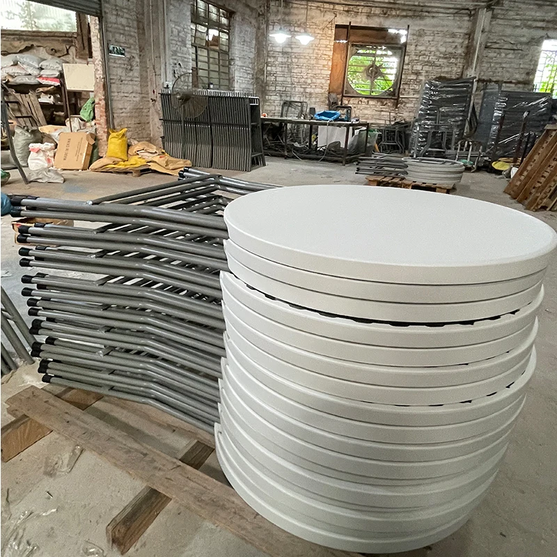 طاولة قابلة للطي شديدة التحمل مقاس 60 بوصة لولائم الجرانيت في الداخل |   طاولة بلاستيكية تتسع لـ 10 أشخاص لحفلات الزفاف الخارجية والحفلات والمناسبات