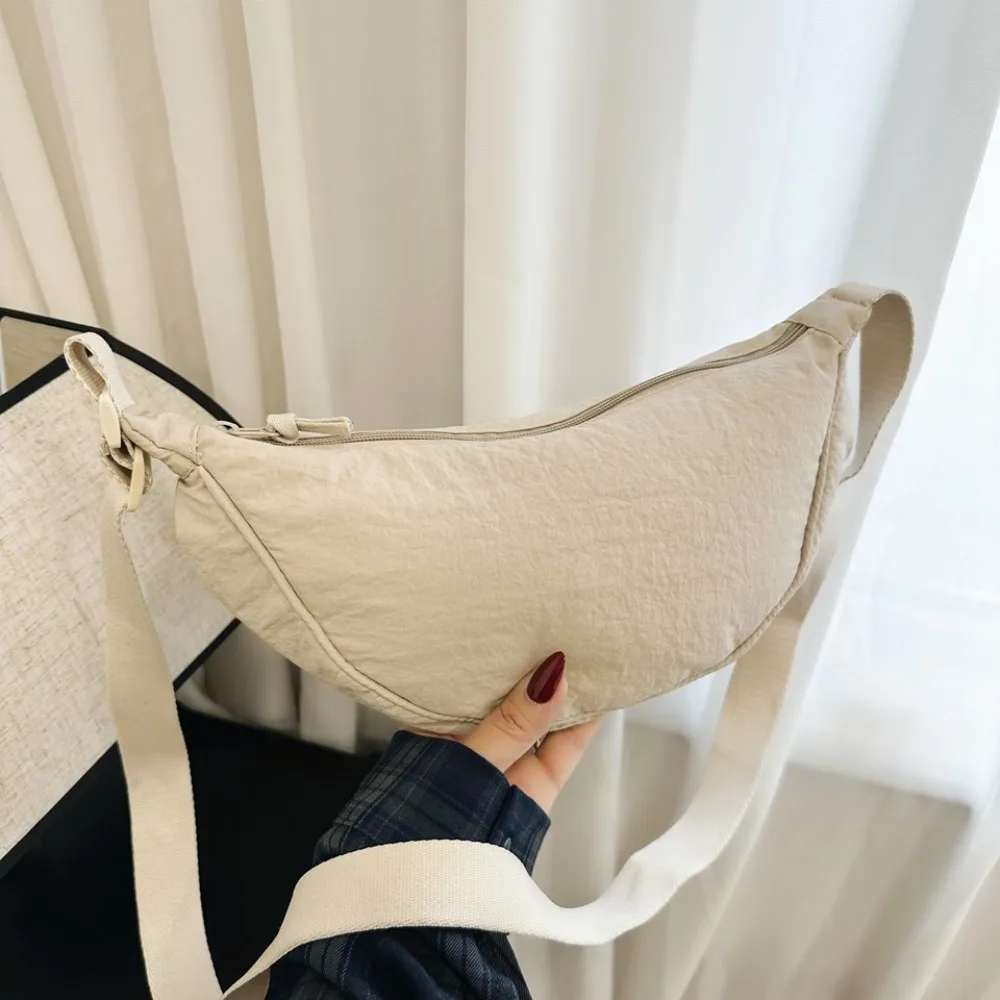 Hochwertige Casual-Style Dumpling-Tasche Einfarbige Große Kapazität Umhängetasche Nylon Unterarmtasche Reise-Shopper – Detail 6