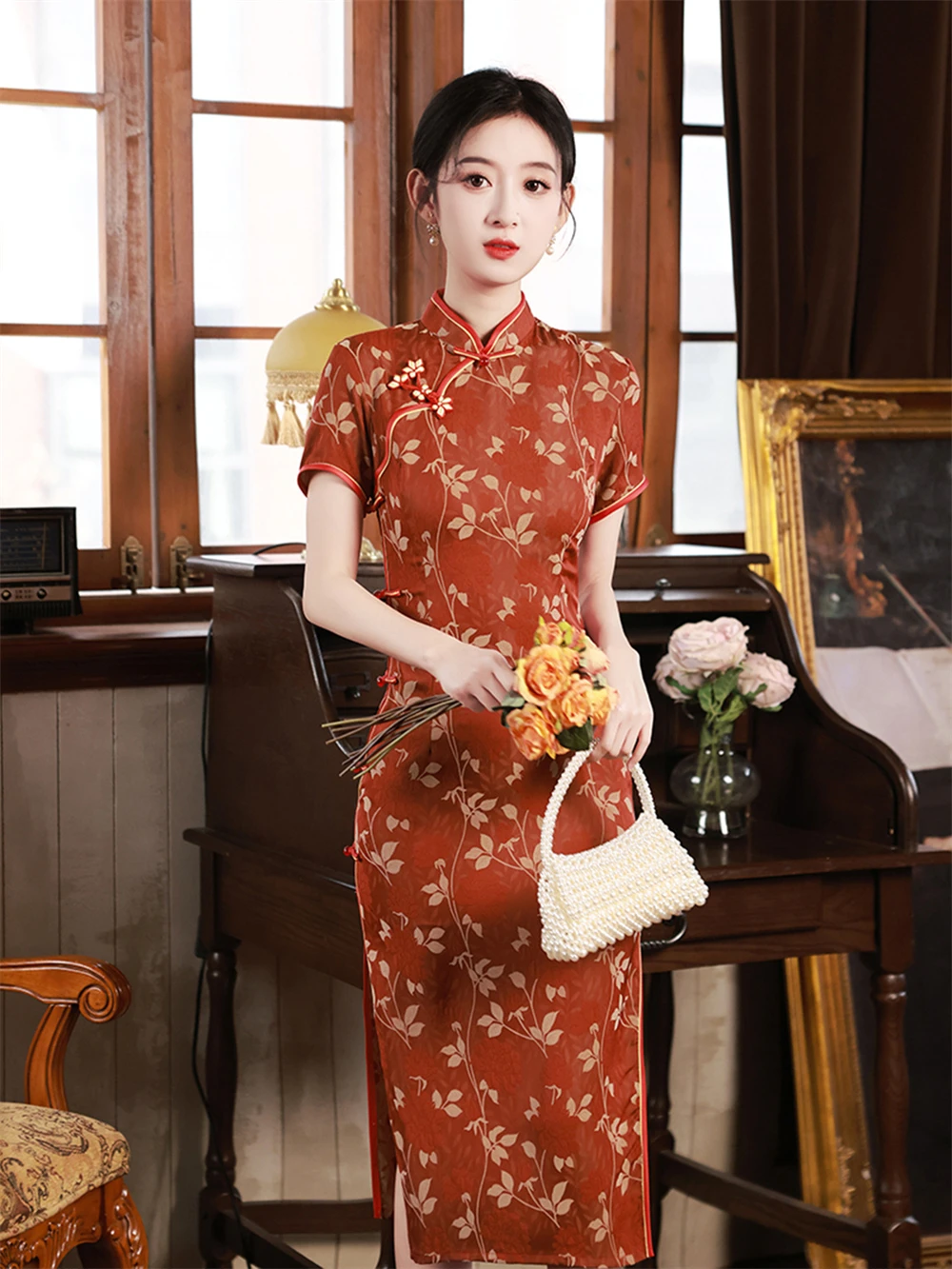 Frauen Frühling Sommer Retro rot Jacquard Qipao elegante chinesische traditionelle verbesserte schlanke Kleid orientalischen Temperament Cheong sam Kleid