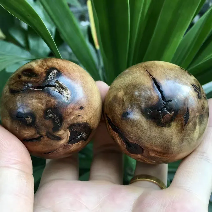 2026 Natural Thunder Struck Jujube Wood Full Thunder Mark Health Care Balls Portable Wenwan Simple Handheld Massage Balls for St