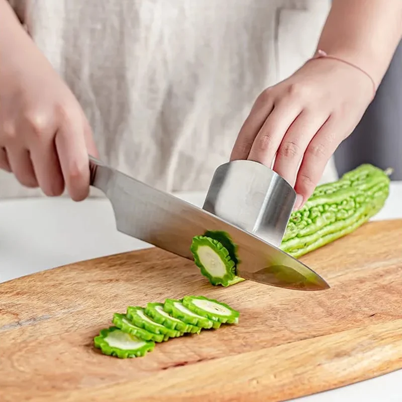 

Stainless Steel Finger Protector Kitchen Gadgets Finger Holder Tool Fingertips Safe Accessories Easy To Cut Vegetables