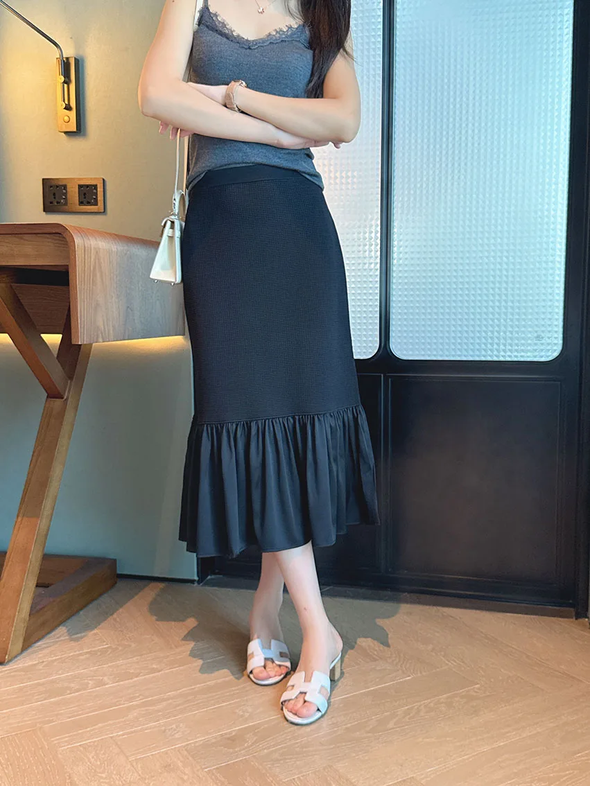 

Элегантная асимметричная юбка А-силуэта с высокой талией из трикотажного шелка с оборками и декором в виде бутонов для деловых женщин