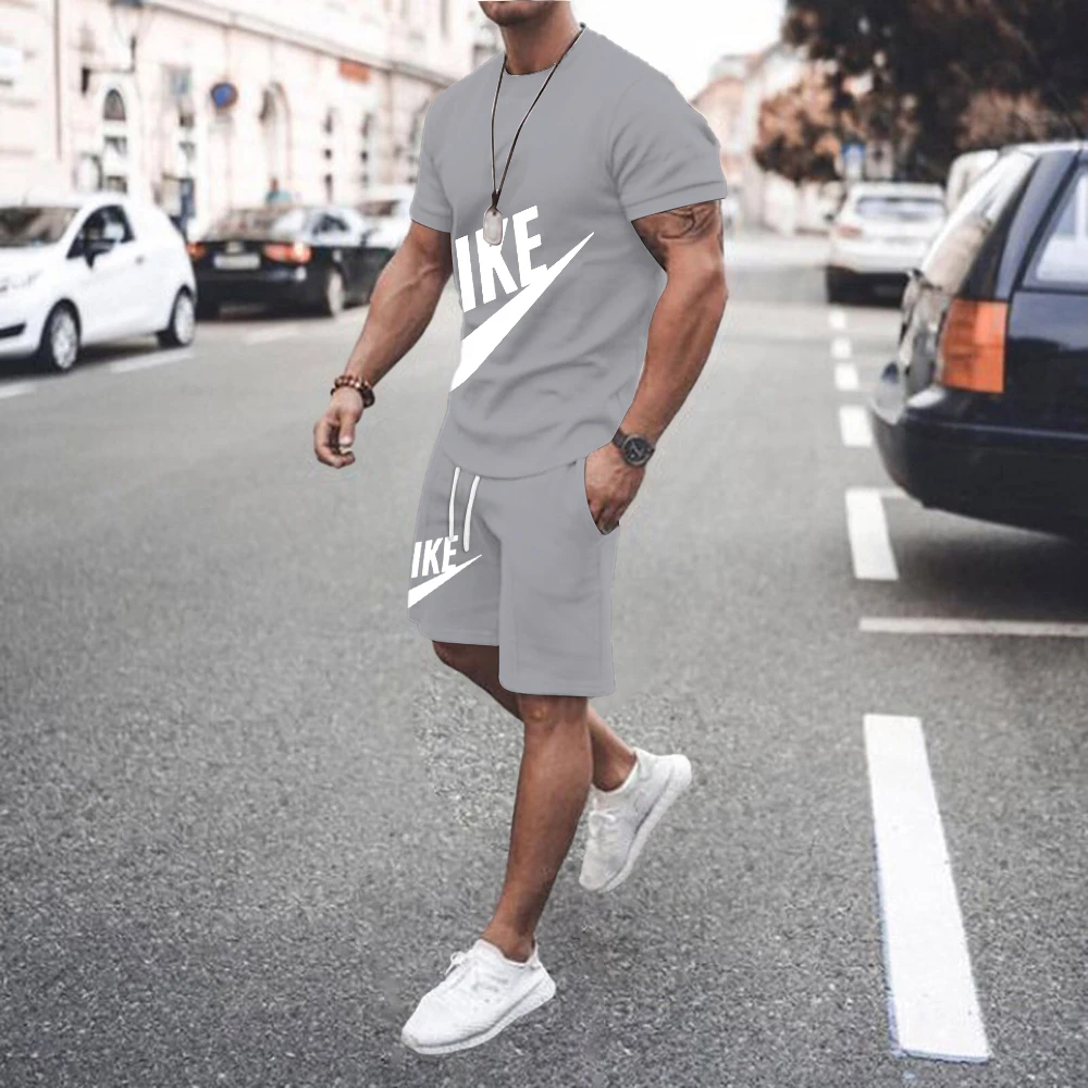 2024 new men\'s summer football sportswear 2-piece set T-shirt shorts set fashionable jogging set oversized clothing casual stree