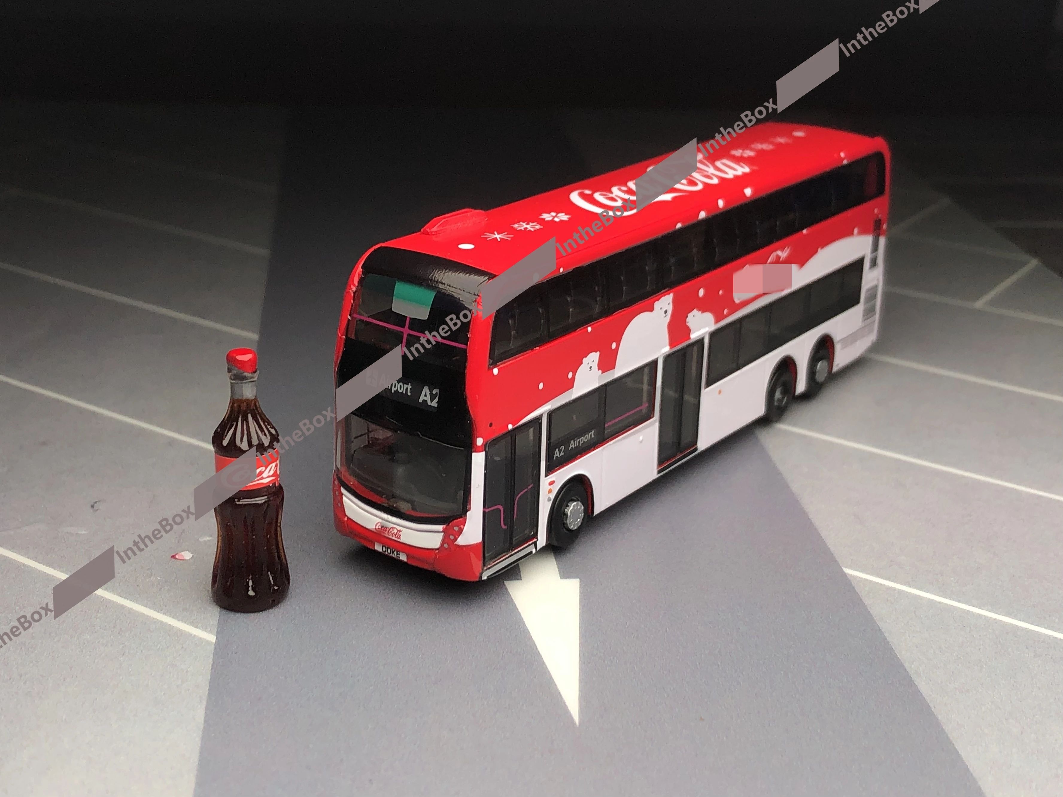 Tiny City E500 MMC FL 12.8M Coke  (X' mas Bears) Bus Diecast Model Car Collection Limited Edition Hobby Toys1:110