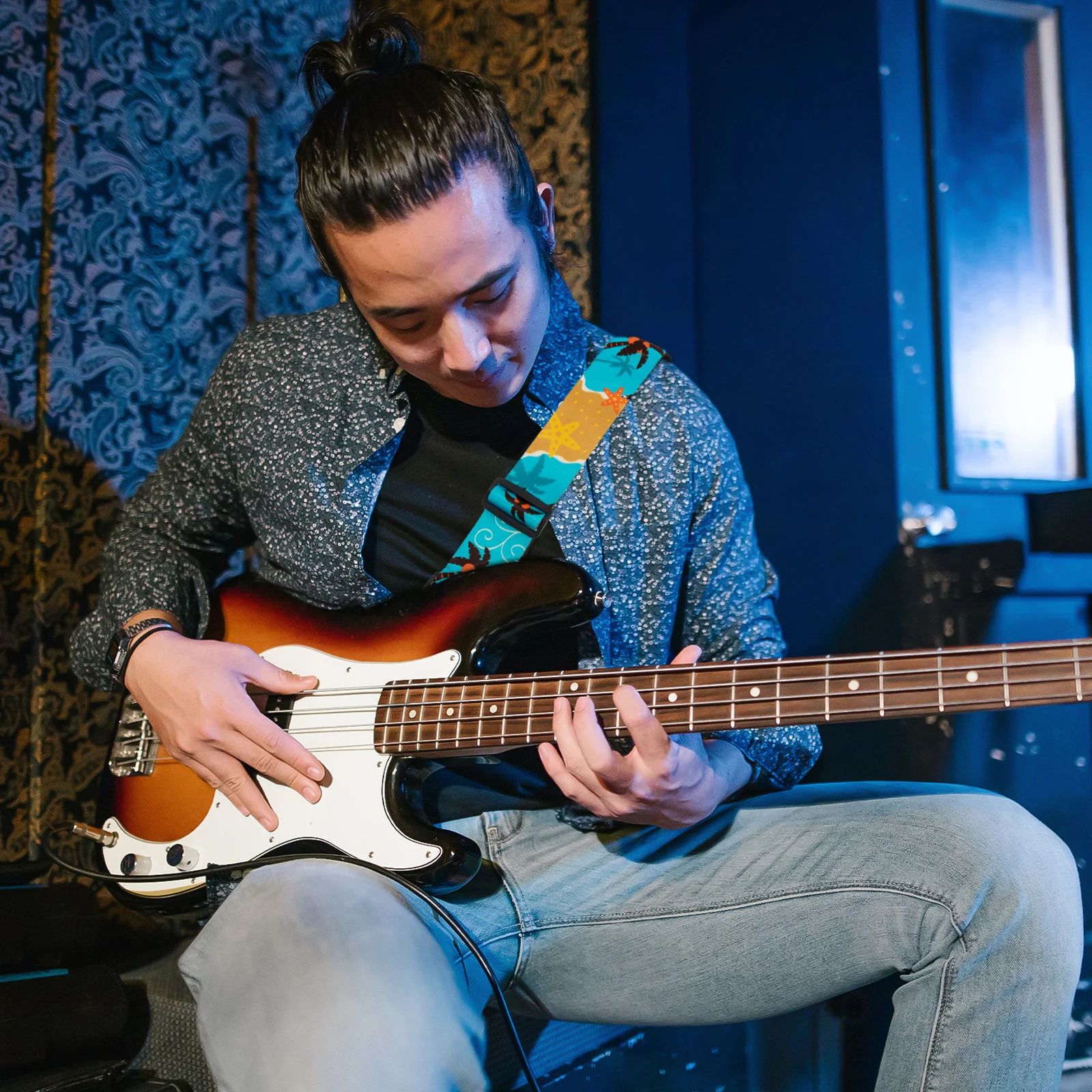 

Guitar Strap for Folk Electric Guitar Comfortable Shoulder Belt Dirt Resistant Washable Lightweight Fashionable Design Musician