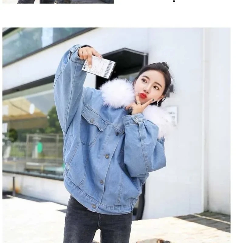 Winter Fur Denim Jacket Women Fashion Faux Rabbit Fur Blue Jeans Jacket Coat with Warm Lining Female Fur Collar Oversize Outwear