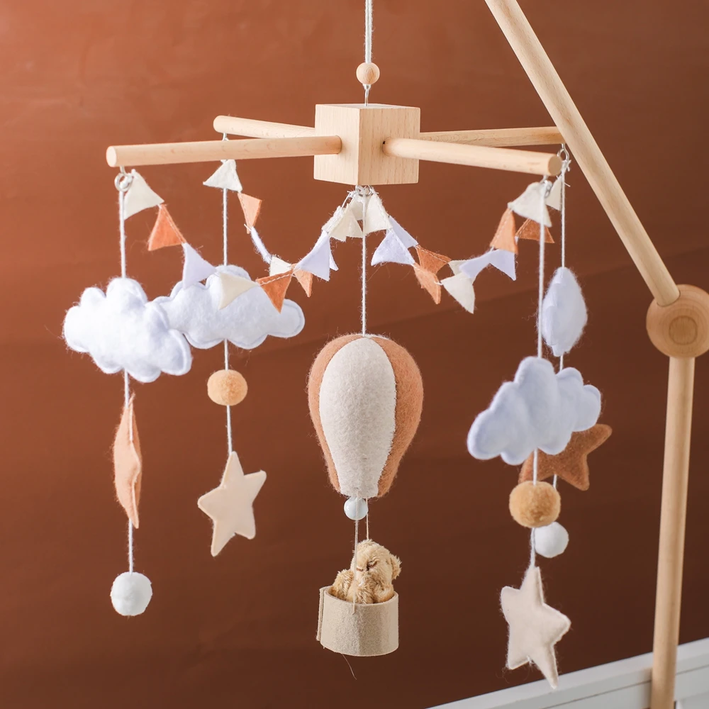 ทารกแรกเกิดไม้ Rattles ของเล่นเด็กทารก Crib Mobile Bed Bell Soft Felt บอลลูนร้อนทารกแรกเกิดเพลง Bed Bell แขวนของเล่น Crib Bracket