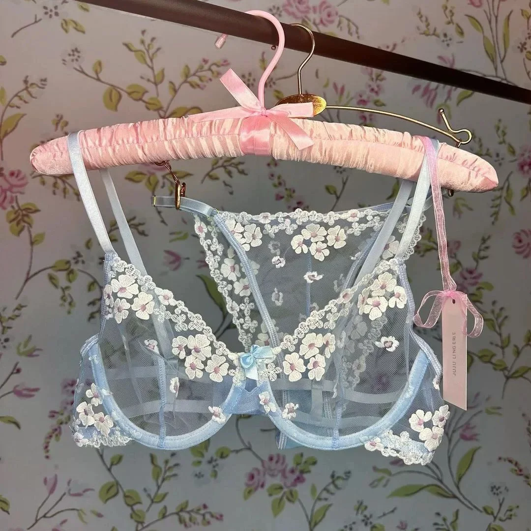 Small floral sexy lingerie three-piece underwear gathered with steel ring ultra-thin lace bra set girls