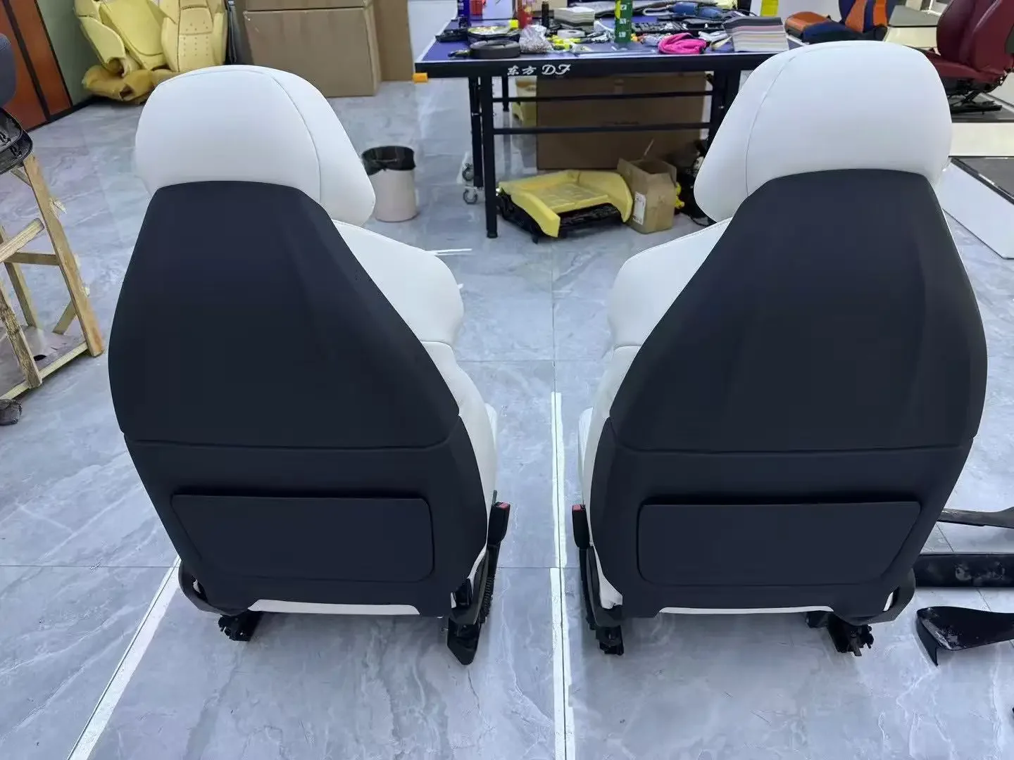 Picture 7: YLA Car Interior Accessories Customized E71 Seat Upgrade F90 Series Seat Upgrade Kit for E71 X3 X5 X6 M3 M5 Series Upgrade M