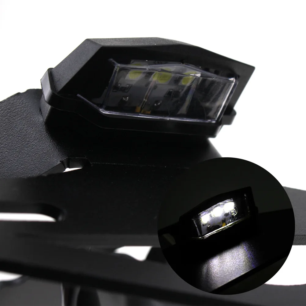 SV650 オートバイ LED ライト リア ナンバー プレート ブラケット、リア テール ライト ナンバー プレート フレーム アクセサリーに適しています。