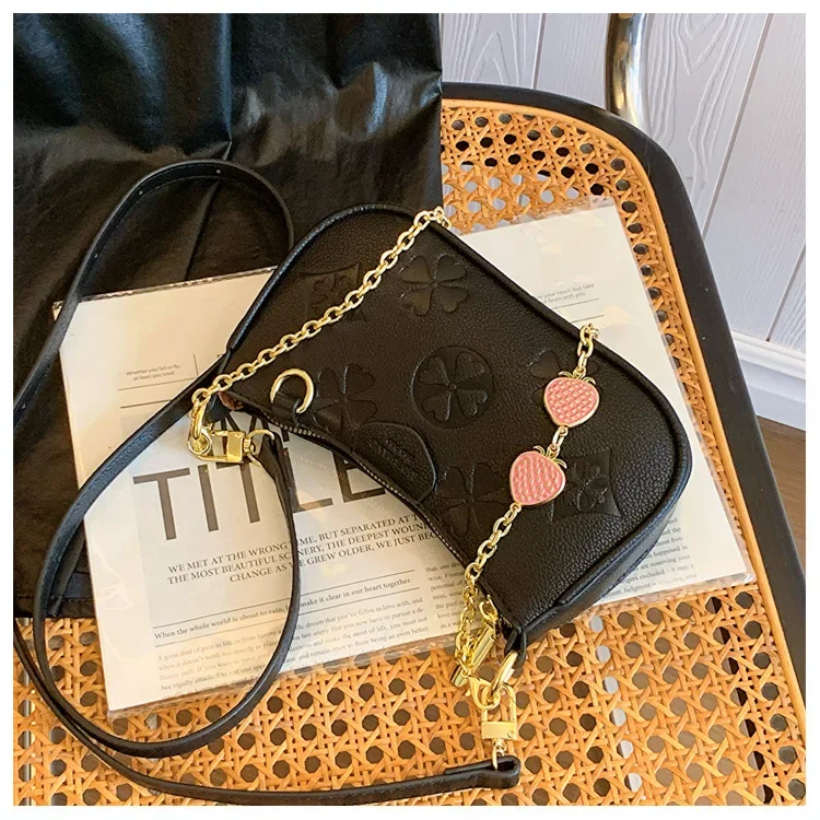 

Новое поступление для женщин 2025 года — модный маленький клатч с принтом, универсальный через плечо, модный премиум-класс, легкая роскошная атмосфера