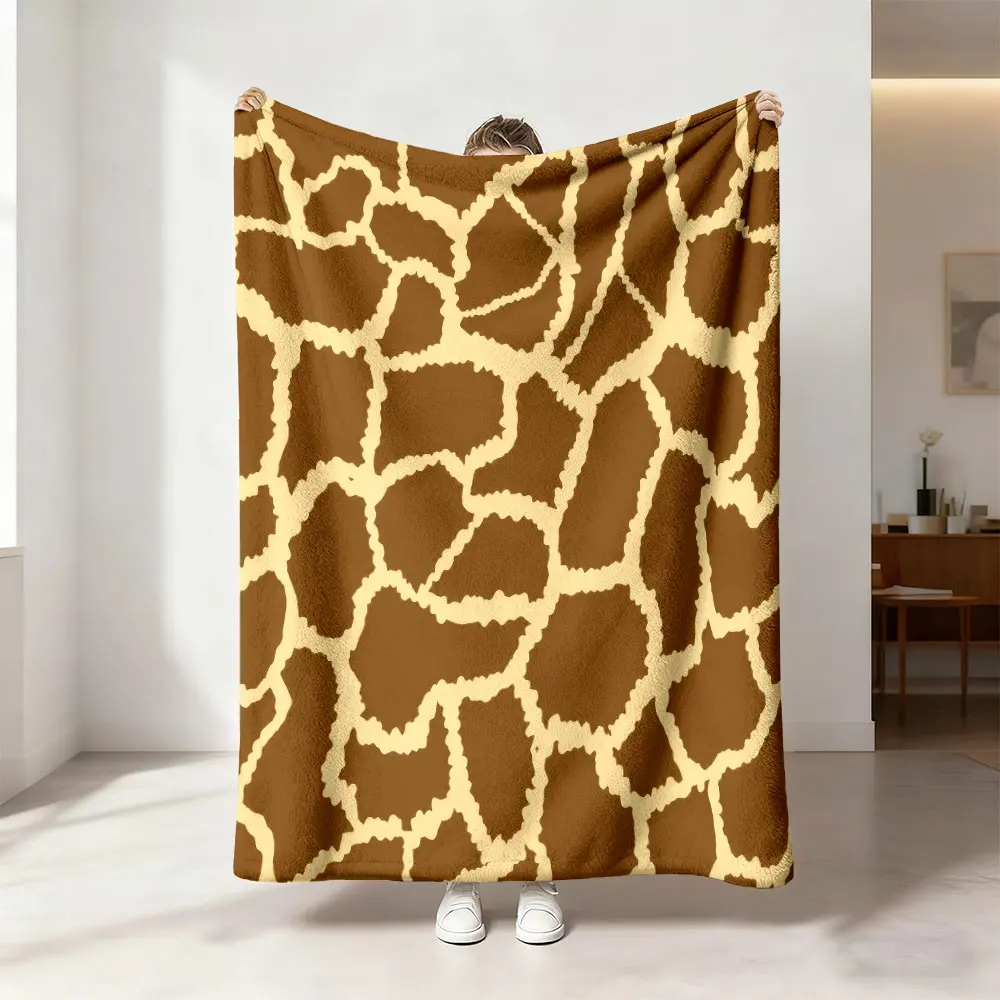 1pc Giraffe Pattern Flannel Blanket Soft Warm Sofa Nap Throw Blanket For Bedroom Living Room Home Decoration Holiday Gift For