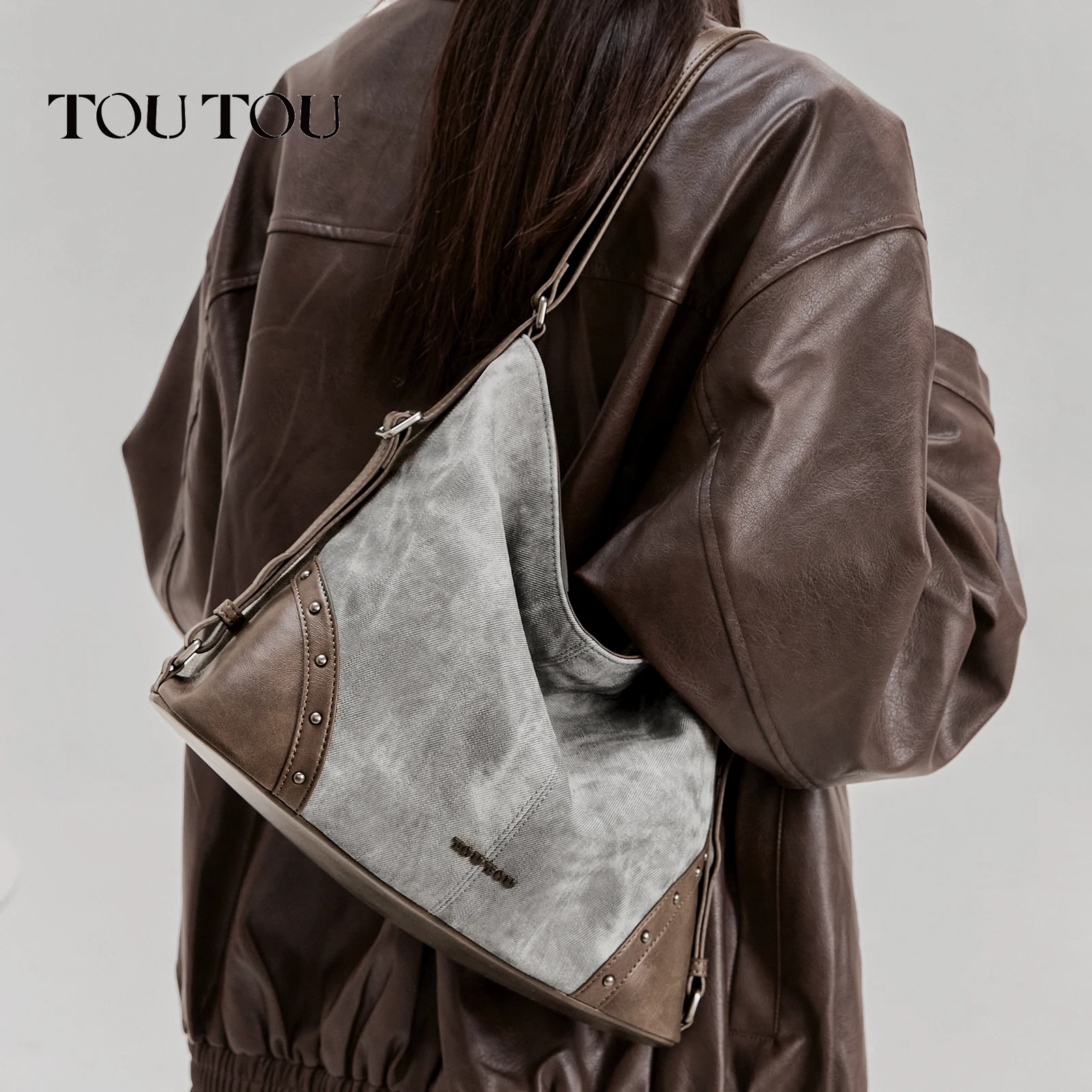 

TOUTOU Retro Fashion Punk Style Tote Bag - Versatile, Commute-Friendly & Stylish Backpack | Faux Leather Shoulder Bag