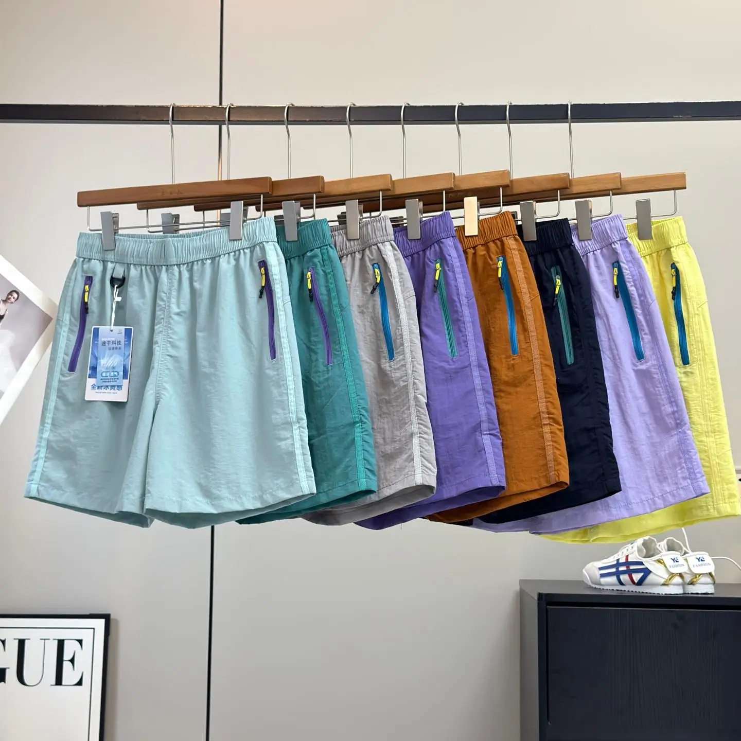 Dopamine Couples Summer Thin Waterproof Quick Dry Breathable Outdoor Sports Five-Quarter Shorts High Waist Elastic Waist Wide...