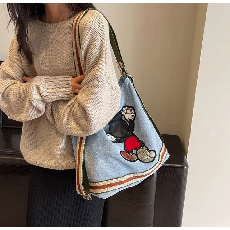 Disney Mickey\'s new large-capacity women\'s canvas denim bag college student fashion commuter shoulder bag