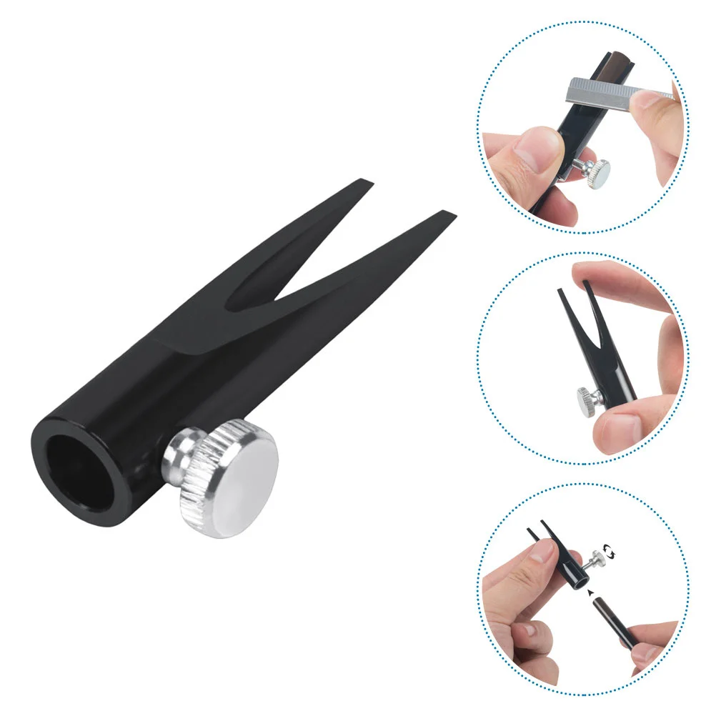 ที่เหลาดินสอเขียนคิ้ว 2 ชิ้น แบบพกพา ทำจากโลหะ อุปกรณ์เหลาดินสอแต่งหน้า ใช้งานง่าย รวดเร็ว สะดวก อุปกรณ์เสริมความงามสำหรับการเดินทางและการใช้งานในชีวิตประจำวัน