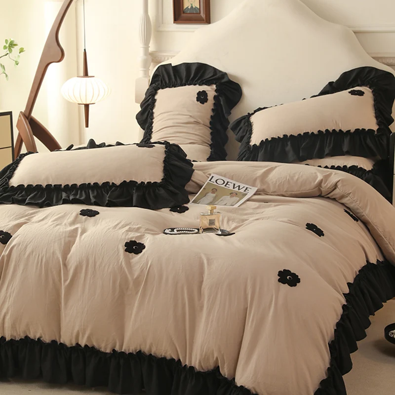 French Style Princess Duvet Cover Set High Quality 2024 New French Large Lace Towel Embroidery Bedding Set Bed Linen