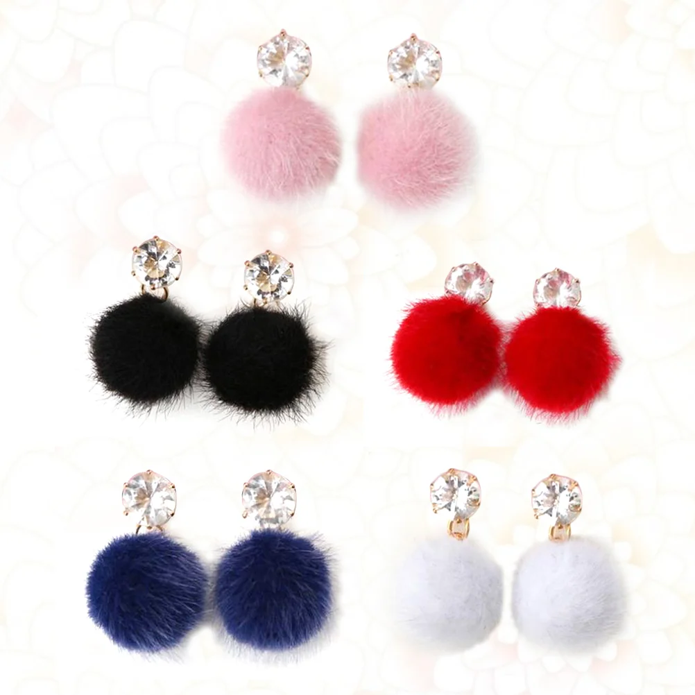 5Pairs Women Fashion Stud Earrings Fluffy Pompom Fur Ball Earring Female Jewelry Gift Ear Stud (Assorted Color Random Style)