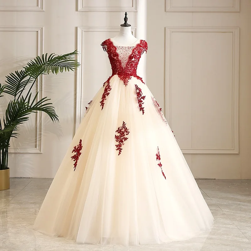 

GUXQD Ball Gown Quinceanera Dresses Appliques Crystal Prom Party Gowns Formal Vestido De 15 Anos robes de soirée Abendkleider