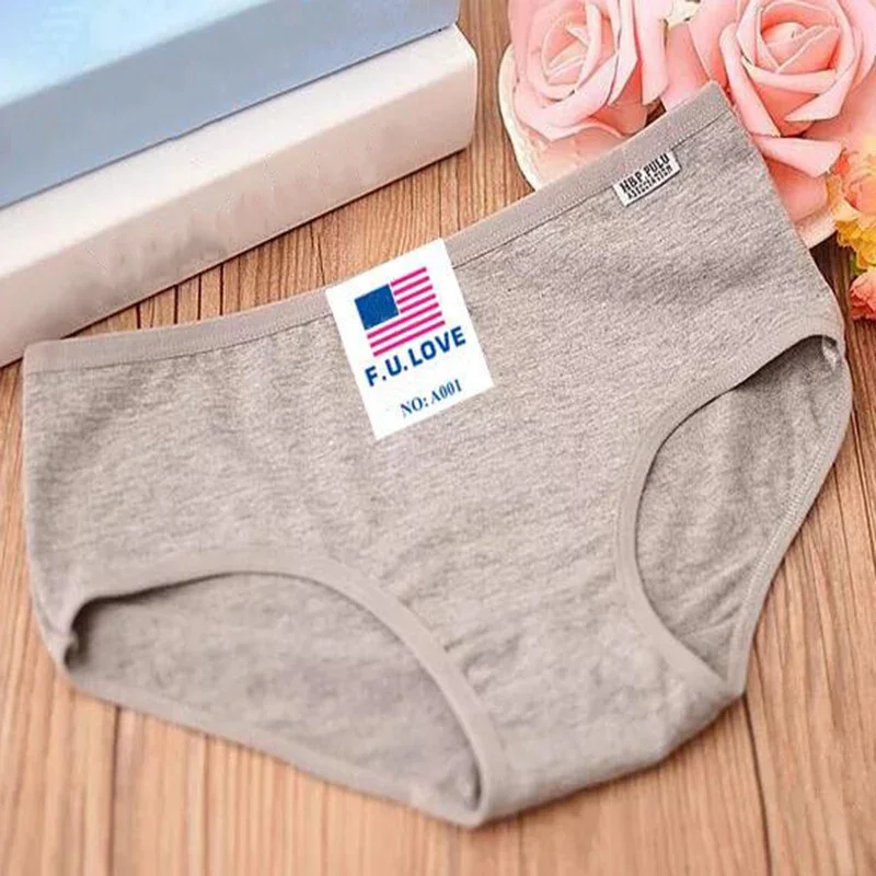 Hot Cotton Underwears Women\'s Briefs Breathable Soft Comfy Underpants One Size Lady Female Candy Color Women Accessory Gifts