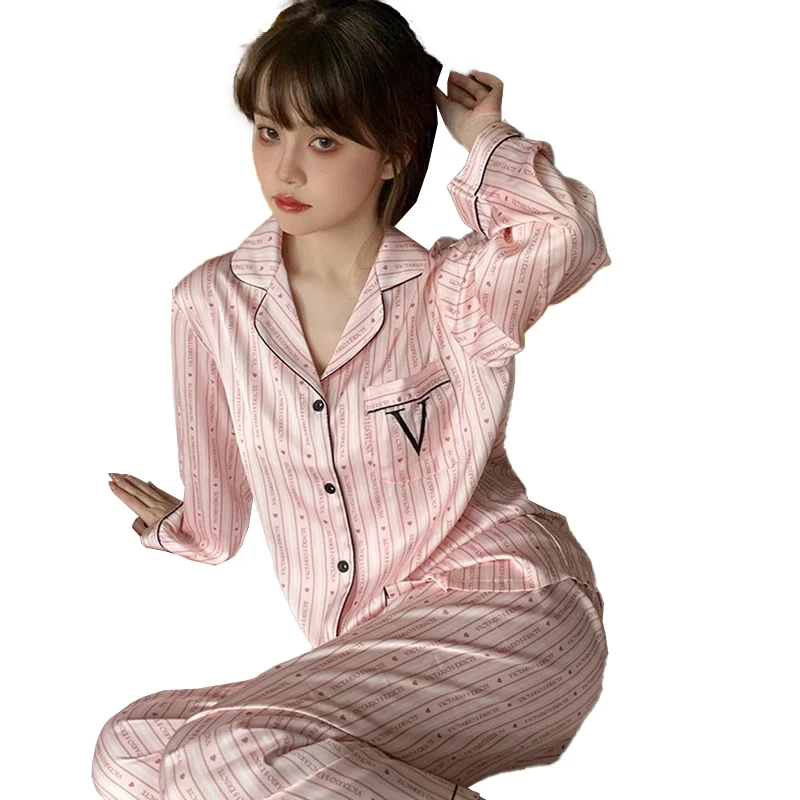 Women\'s Long-sleeved Ice Silk Pajamas Two-piece Set Printed High-end Ice Silk Can Be Worn Outside Can Be Worn At Home Spring