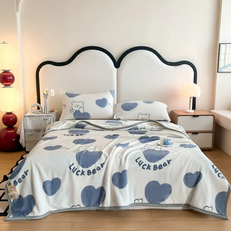

2025 new cartoon printed cute blanket autumn and winter thickened towel quilt double-sided milk wool plush three-piece set