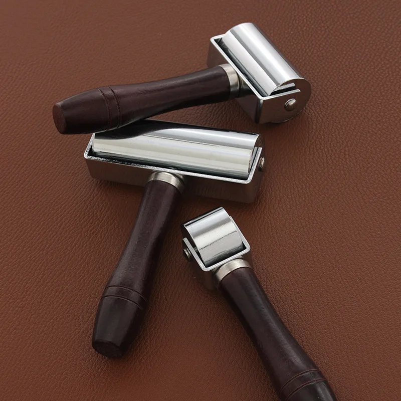 

2.5CM/6CM/10CM Brown Handle Silver Roller Leather Roller Hand DIY Leather Tool Edger Flattener G004