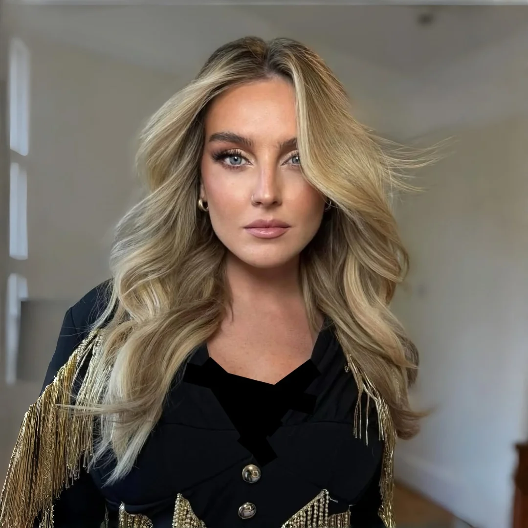 Soft Glueless Fashion Ombre Blonde Natural 24inch 180 Density Wave HD lace front wig, suitable for women Heat Resistant