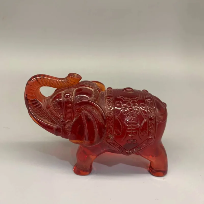 

Chinese Resin Amber Elephant Crafts Statue Crafts