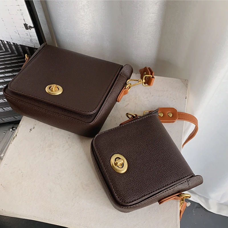 2022 New Style Retro Brown Small Shoulder Bag Simple Man Messenger Crossbody Bag Man Pu Leather Mini Phone Bag