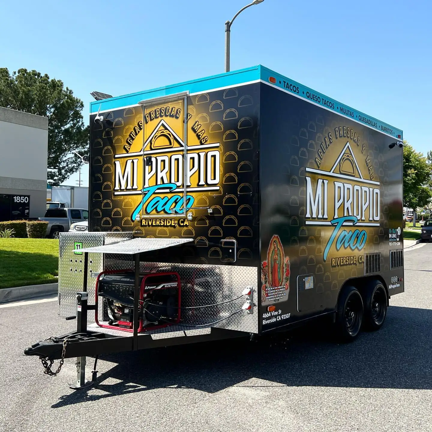 

Customizable Food Truck Trailer Street Mobile Food Van Caravan for Camping Food Truck with Full Kitchen