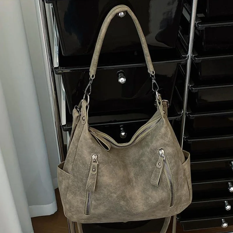 Thumbnail 2 - #61 Discounted Leather Shoulder Bags Worth Buying