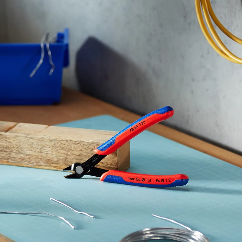 Imagem -03 - Knipex Electronics Alicates de Corte Super Facas Eletrônicas com Mola de Abertura e Limitador 78 61 125 Polegadas