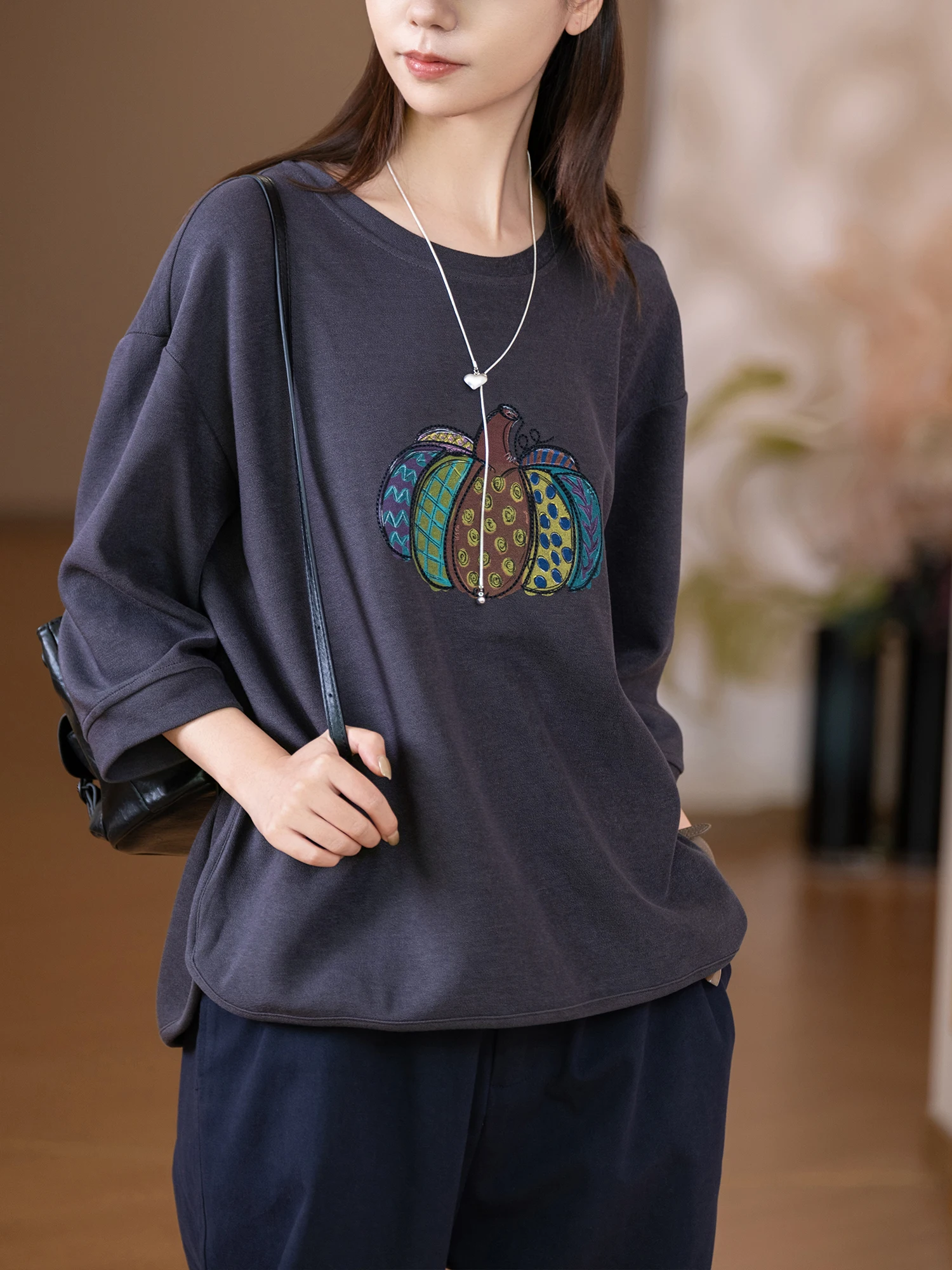

Skin-friendly Cotton Fun Pumpkin fiti Embroidery T-irt Seven-quarter Sve Printed T-irt Comfortable Commute Sle