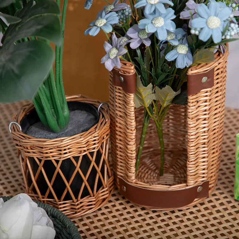 

Round Wicker Leather Bucket Bag Vintage Handmade Woven Circle Rattan Tissue Storage Flower Pot Wall Hanging Basket