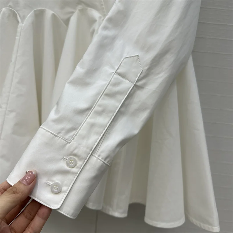 Damen-Shirt, neues Slim-Fit-Langarm-Top mit V-Ausschnitt für den Herbst 2022. Hochwertige Damenbluse aus reiner Baumwolle, Y2K-Tops für Damen