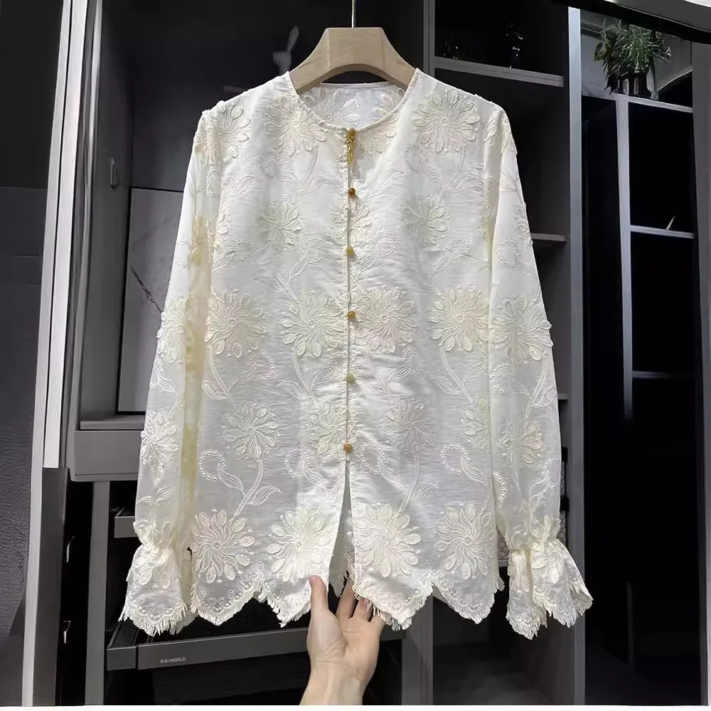 Top 2024 Spring New Dish Buckle National Style Jacquard Long-sleeved Shirt Woman