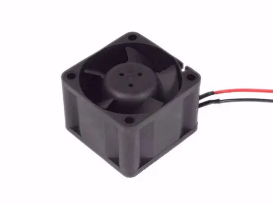 Nidec W12E12BS11B5-07 DC 12V 1,65 A 120x120x38mm 4-Draht Server Lüfter