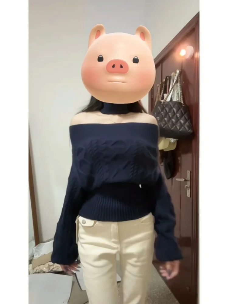 

Модный уютный вязаный топ на одно плечо свободного кроя с длинным рукавом для молодых женщин: гарантия тепла и стиля на зиму