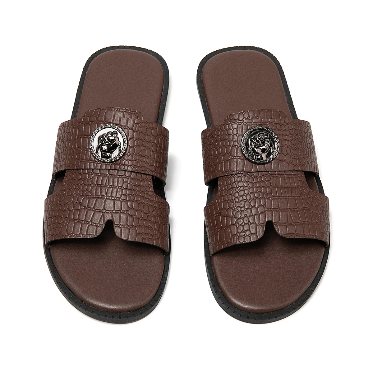 Herren-Hausschuhe sind geeignet für den täglichen Gebrauch zu Hause, im Badezimmer, im Freien und für die Freizeit. Neue coole Herren-Sandalen. – Detail 9
