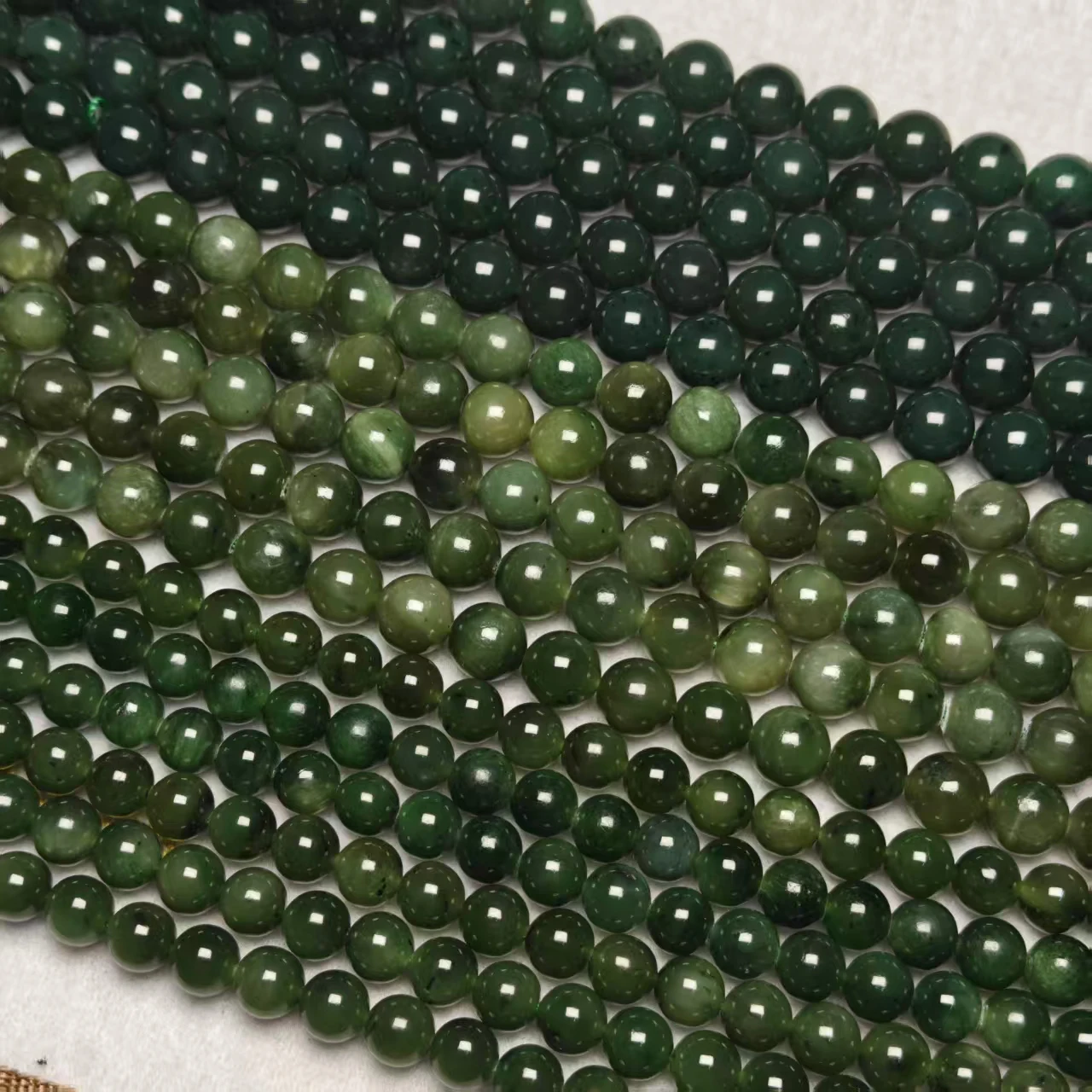 Großhandel Natürliche Hotan Jade Nephrit Jade 6mm 8mm 10mm Glatte Runde Perlen für Schmuckherstellung Design DIY Armband Geschenk – Detail 7