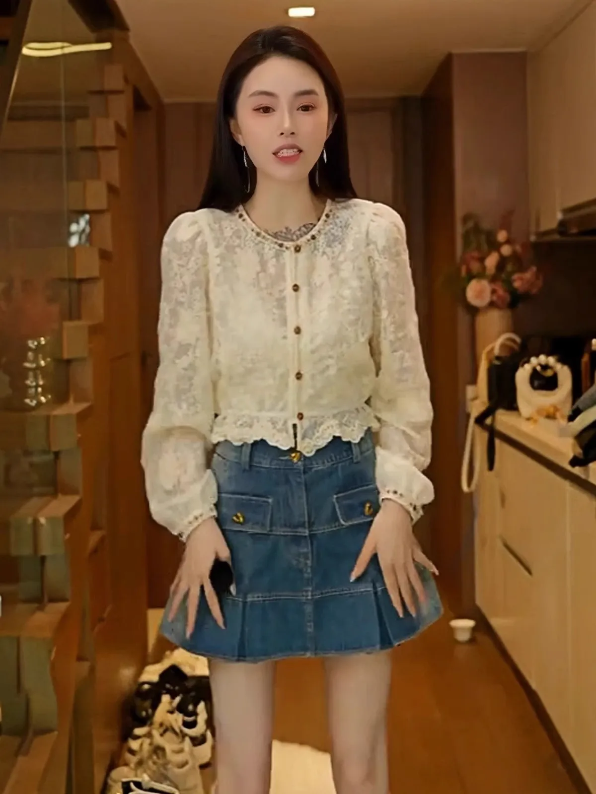 

Ретро-комплект из кружевной блузки и плиссированной джинсовой юбки, женская мода, новинка весна-лето, топ с длинным рукавом и круглым вырезом