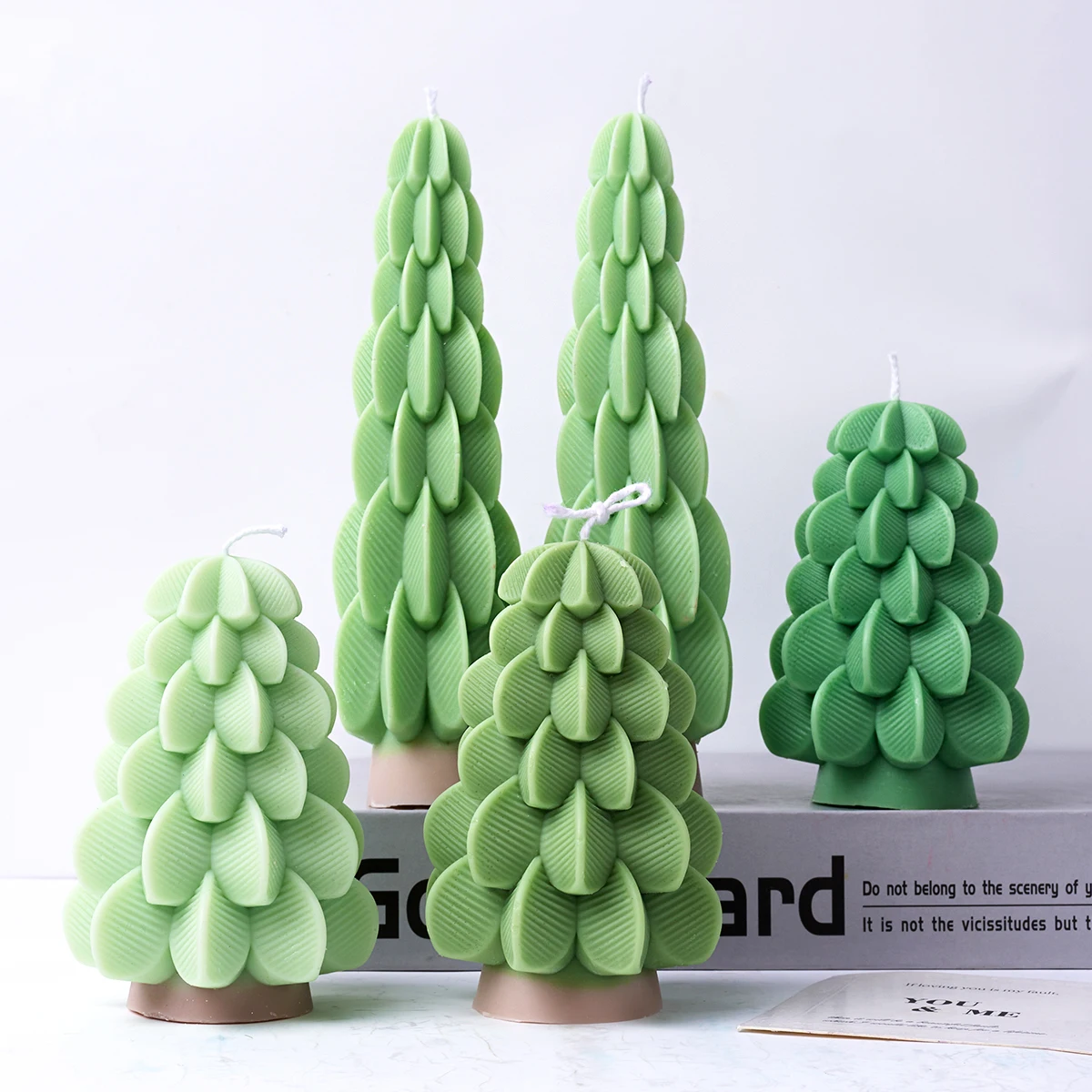 Tower Christmas Tree Silicone Candle Mold 3D Christmas Atmosphere Decor Crafts Resin Plaster Molds DIY Soap Making Holiday Gift