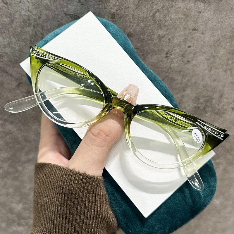 New Diamond Inlaid Cat Eye Presbyopia Glasses Classic Candy Color Reading Glasses Men and Women Eyeglasses Diopter 0 To +4.0