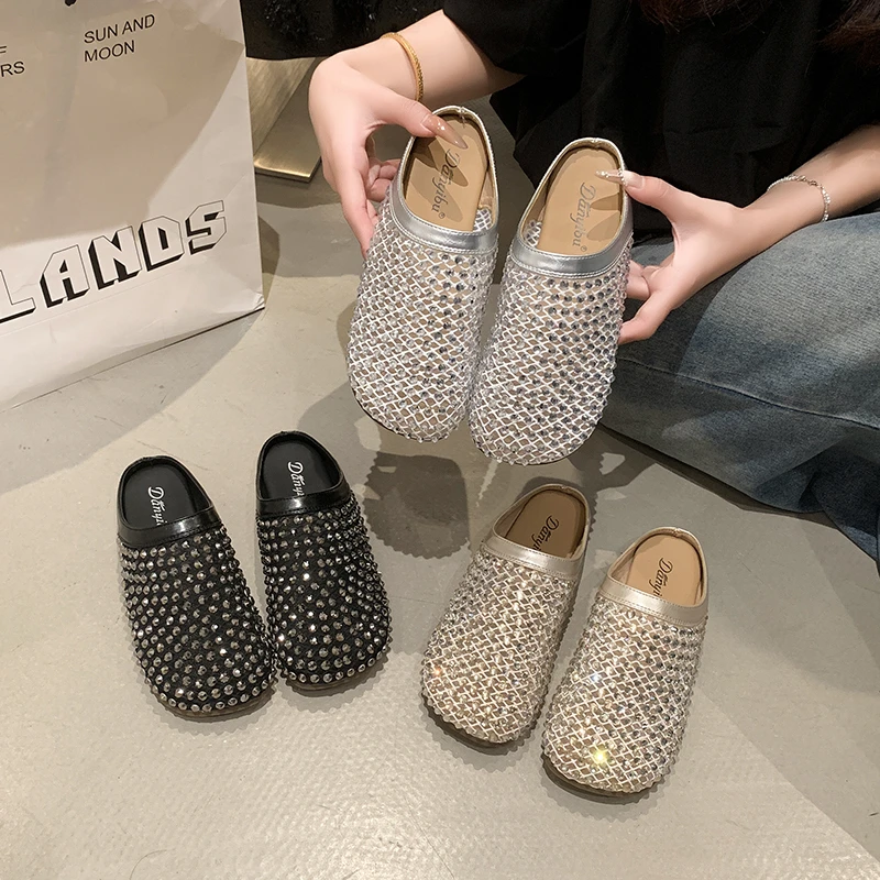 

2025 New Sandals for Women's Summer Luxury Brand Slippers Lightweight Round Head Shoes Water Diamond Flat Slides Women Sandals