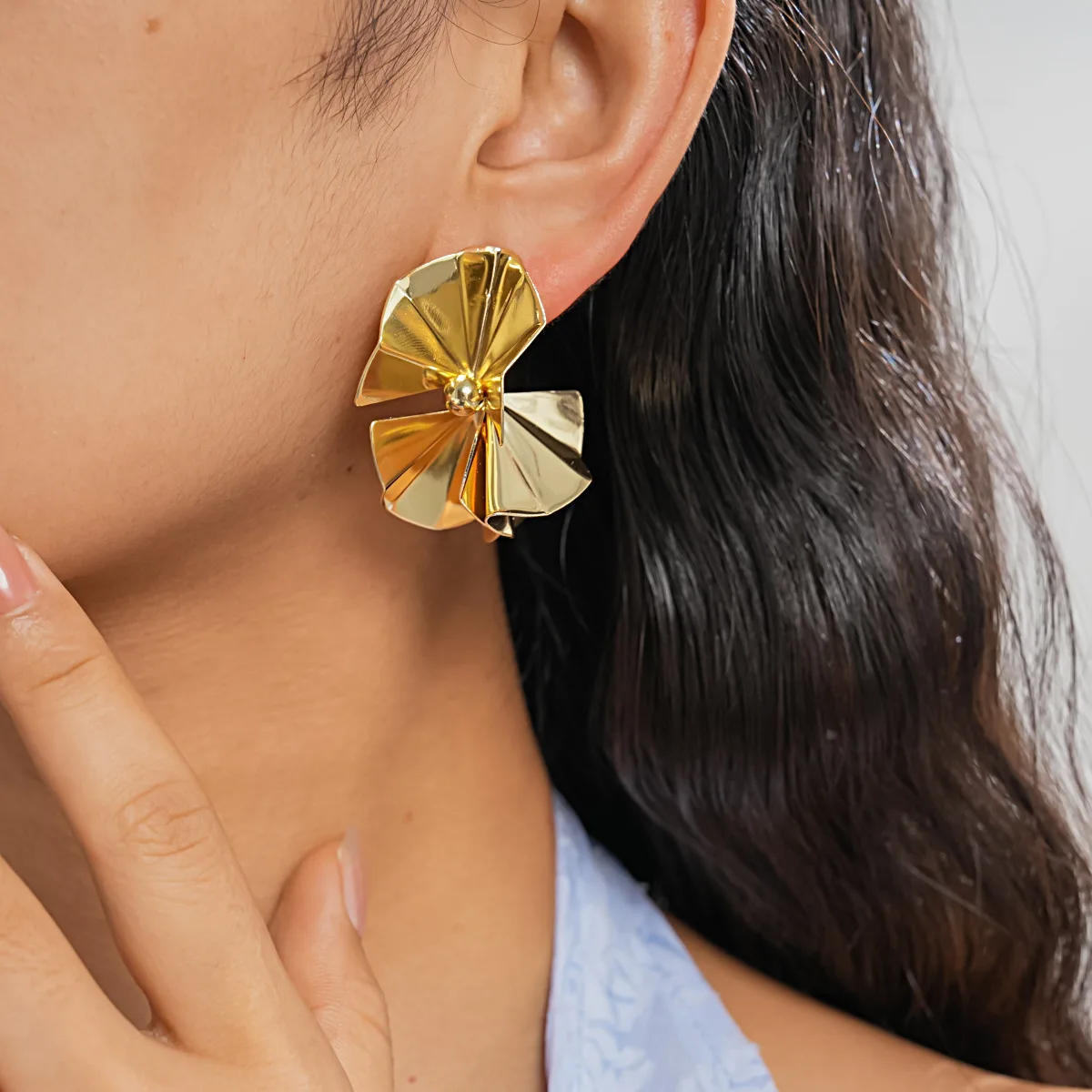 Kshmir Vintage Glossy Geometric Irregular Metal Stud Earrings for Women European American Personality Party Jewelry Gifts