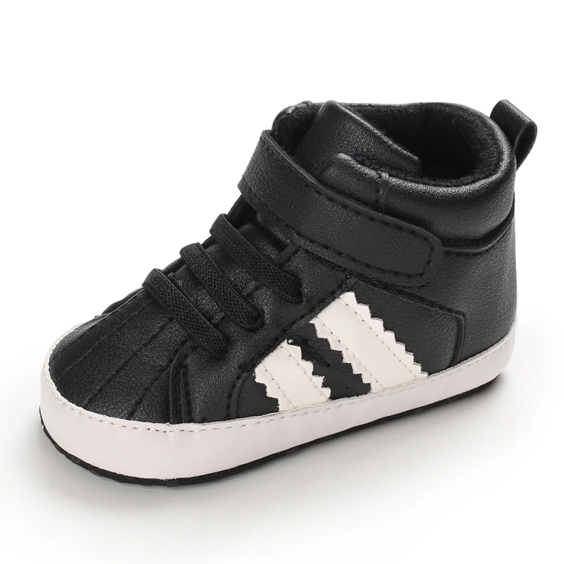 Erste Sportschuhe mit Streifenmuster aus PU-Material für Jungen und Mädchen, geeignet für Babys im Alter von 0 bis 18 Monaten, mit weicher Sohle, bequem und leicht. – Detail 4