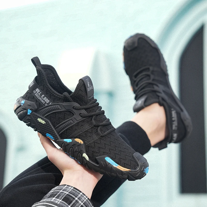 

Men Casual Sport Shoes Breathable Lightweight Sneakers Outdoor Mesh Black Running Shoes Athletic Jogging Tenis Walking Shoes